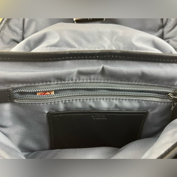 Tumi Unisex 79011NVY Shoulder Bag Blue Black Nylon Leather NEW - Picture 6 of 9